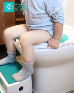 美獅寶便攜式折疊座便器 美獅寶便攜式折疊座便器